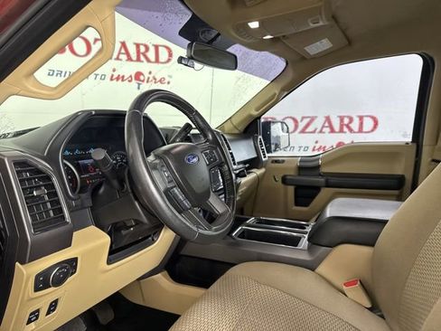Used 2017 Ford F150 XLT w/ Equipment Group 302A Luxury image 12