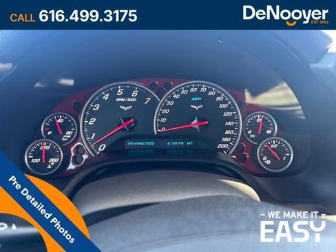 Used 2006 Chevrolet Corvette Coupe RWD image 10