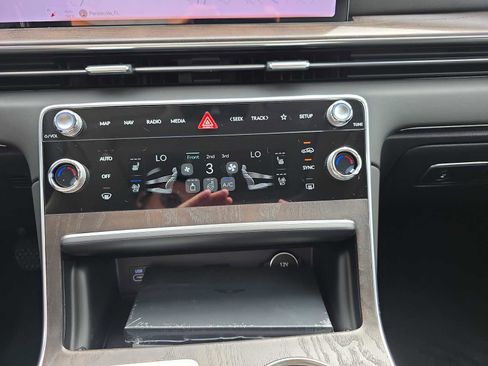 New 2026 Genesis GV80 2.5T Prestige image 13