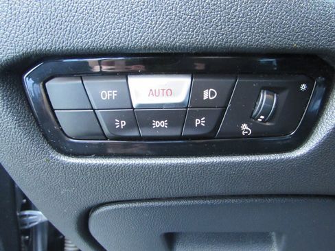Used 2020 BMW M340i w/ Driving Assistance Package RWD image 10