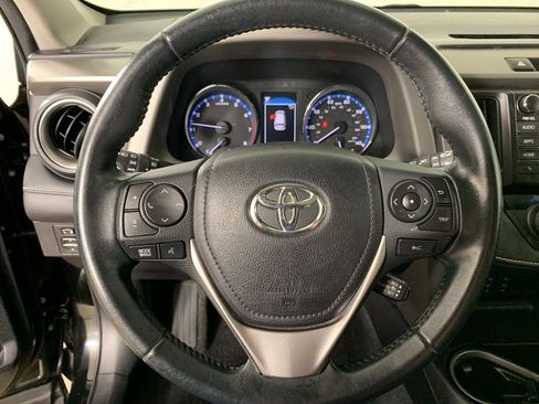 Used 2017 Toyota RAV4 Limited image 21