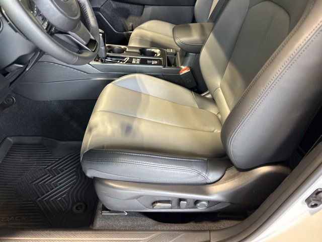 Used 2026 Subaru Outback Premium AWD/4WD image 43