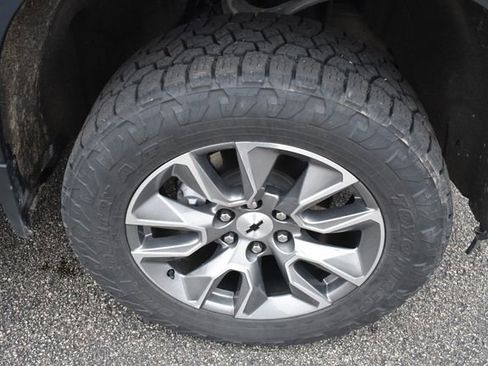 Used 2021 Chevrolet Silverado 1500 RST image 13