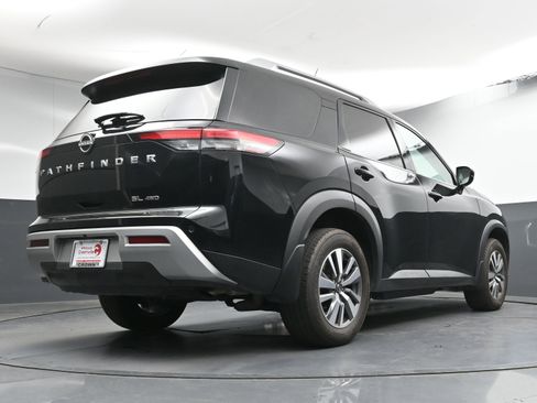 Used 2022 Nissan Pathfinder SL image 29