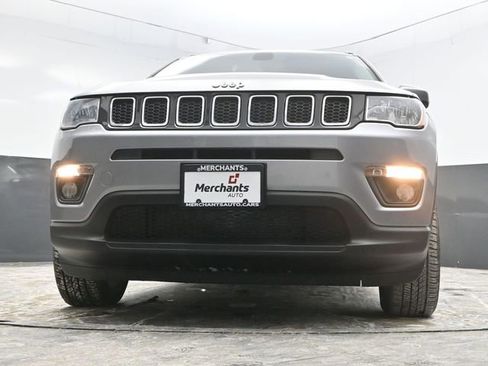 Used 2020 Jeep Compass Latitude image 33