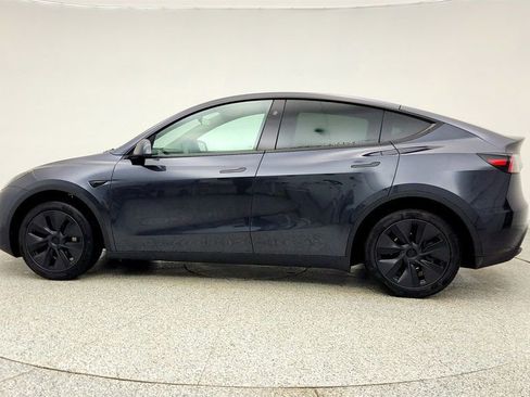 Used 2025 Tesla Model Y Long Range image 8