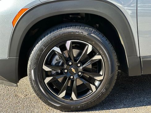 Used 2021 Chevrolet TrailBlazer LT image 22