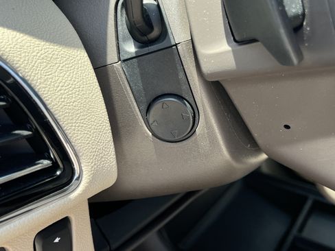 Used 2022 Lincoln Navigator Reserve RWD image 13