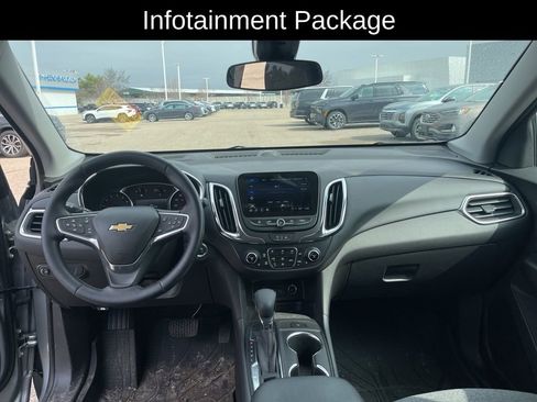 Used 2024 Chevrolet Equinox LT image 14