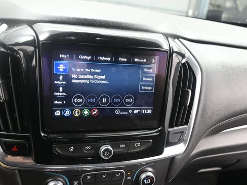 Used 2023 Chevrolet Traverse LT w/ LPO, Floor Liner Package AWD/4WD image 26