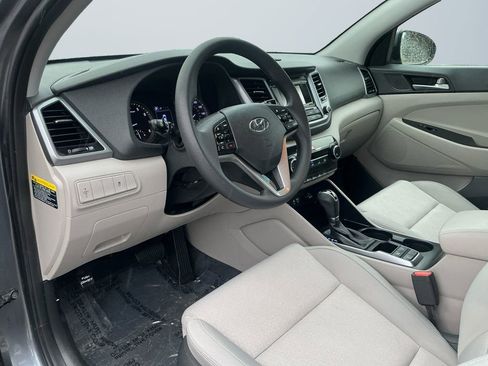 Used 2017 Hyundai Tucson SE image 11