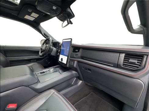 Used 2023 Ford Expedition Limited RWD image 34