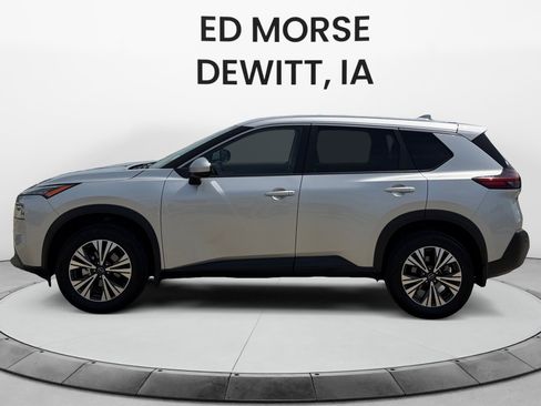 Used 2023 Nissan Rogue SV AWD/4WD image 2