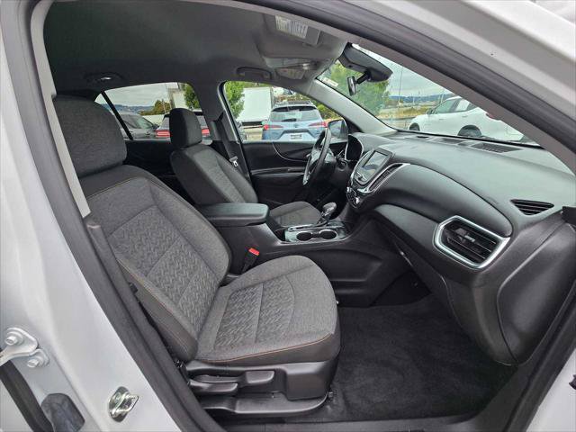 Used 2024 Chevrolet Equinox LT FWD image 11