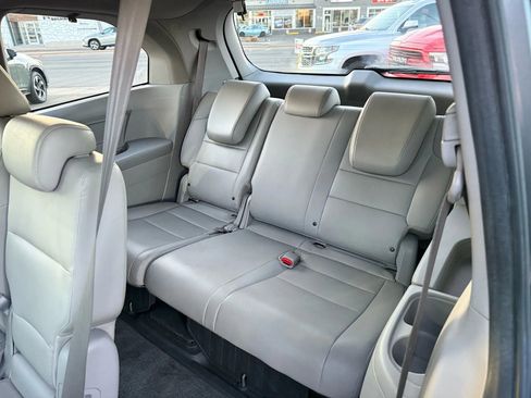 Used 2012 Honda Odyssey EX-L image 17