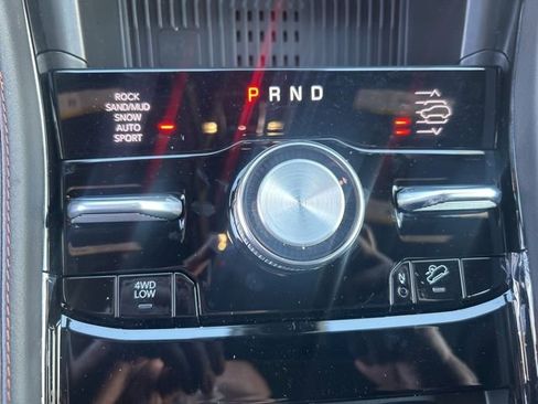 New 2026 Jeep Grand Cherokee Summit image 19