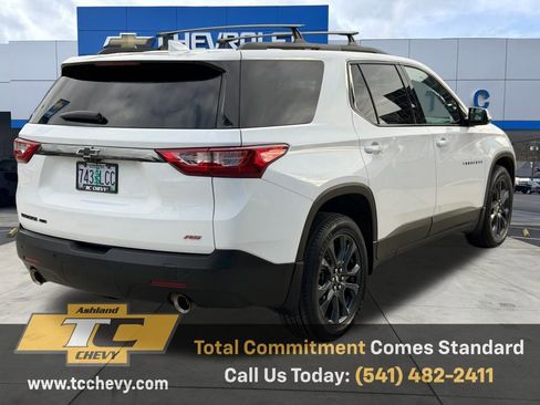 Certified 2021 Chevrolet Traverse RS w/ LPO, Floor Liner Package image 5