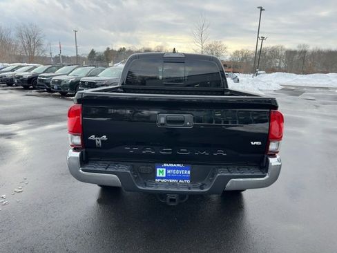 Used 2020 Toyota Tacoma SR5 image 7