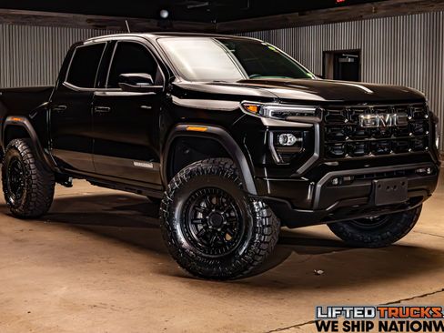 Used 2025 GMC Canyon Elevation w/ Convenience Package image 1