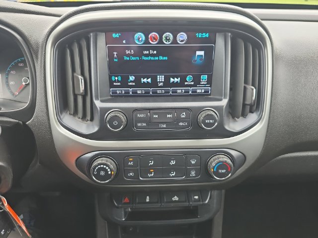 Used 2016 Chevrolet Colorado LT w/ LT Convenience Package AWD/4WD image 13