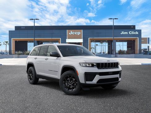 New 2026 Jeep Grand Cherokee Altitude AWD/4WD image 5