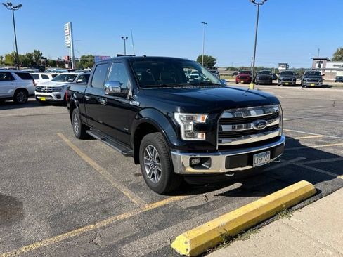 Used 2016 Ford F150 Lariat w/ Equipment Group 502A Luxury AWD/4WD image 3