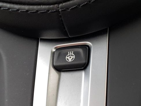 Used 2022 BMW M550i xDrive M550i xDrive w/ Premium Package image 28