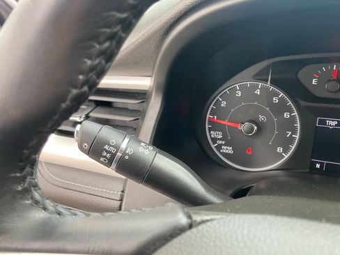 Used 2018 GMC Acadia SLE w/ Driver Alert Package I AWD/4WD image 33