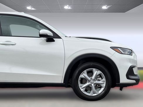 Used 2025 Honda HR-V LX image 34