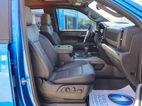 Certified 2022 Chevrolet Silverado 1500 ZR2 w/ Technology Package image 3