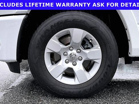 Used 2025 RAM 1500 Big Horn AWD/4WD image 8