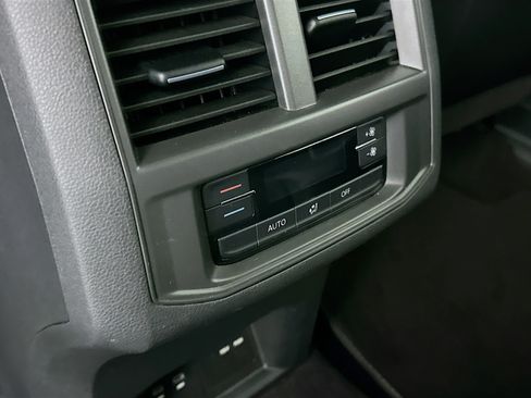 Used 2023 Volkswagen Atlas SE FWD image 27