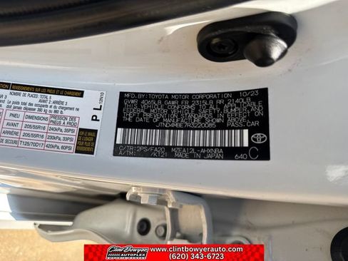 Used 2024 Toyota Corolla SE w/ SE Package FWD image 28