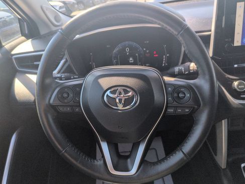 Used 2024 Toyota Corolla Cross XLE AWD/4WD image 14