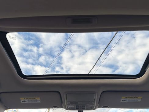 Used 2017 Honda Accord EX-L image 30