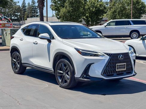 Used 2024 Lexus NX 450h+ AWD w/ Vision Package image 5