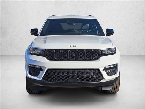 New 2025 Jeep Grand Cherokee Limited w/ Black Appearance Package image 6