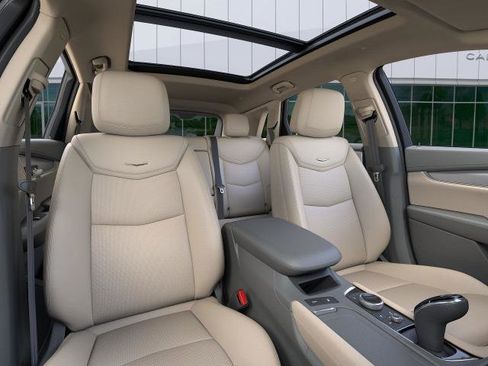 New 2026 Cadillac XT5 Premium Luxury image 16