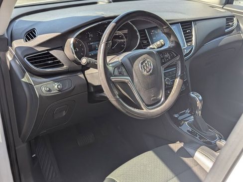Used 2019 Buick Encore Preferred image 9