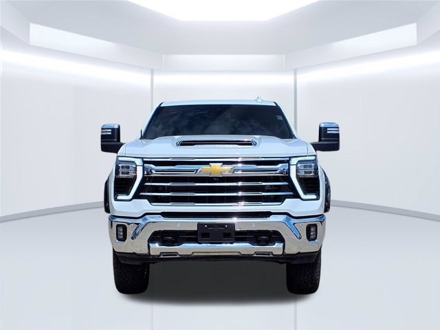 Used 2025 Chevrolet Silverado 2500 LTZ w/ LTZ Convenience Package AWD/4WD image 41
