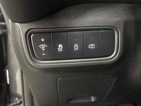 Used 2024 Kia Soul EX image 16