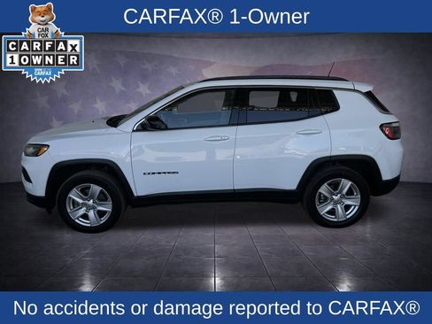 Used 2022 Jeep Compass Latitude AWD/4WD image 2