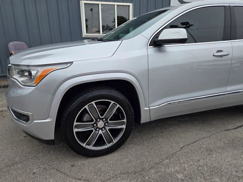 Used 2018 GMC Acadia Denali AWD/4WD image 6