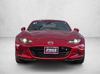 Used 2021 MAZDA MX-5 Miata RF Grand Touring RWD video 2
