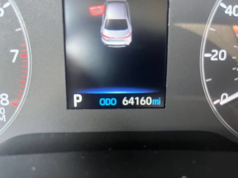 Used 2024 Toyota Corolla LE FWD image 17