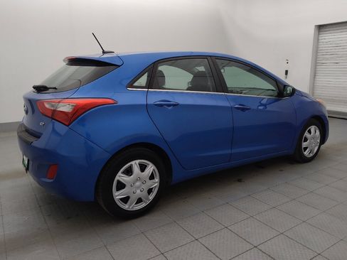 Used 2017 Hyundai Elantra GT FWD image 10