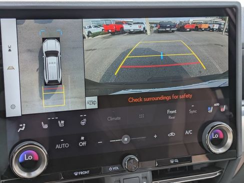 Used 2024 Lexus GX 550 w/ Accessory Package (Z1) AWD/4WD image 21