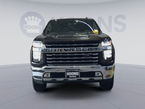 Used 2020 Chevrolet Silverado 2500 LTZ AWD/4WD image 2