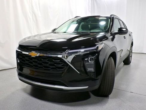 New 2026 Chevrolet Trax LT w/ Driver Confidence Package image 6