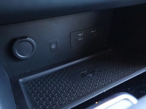 Used 2024 Nissan Pathfinder SL w/ Lighting Package (N92) FWD image 26